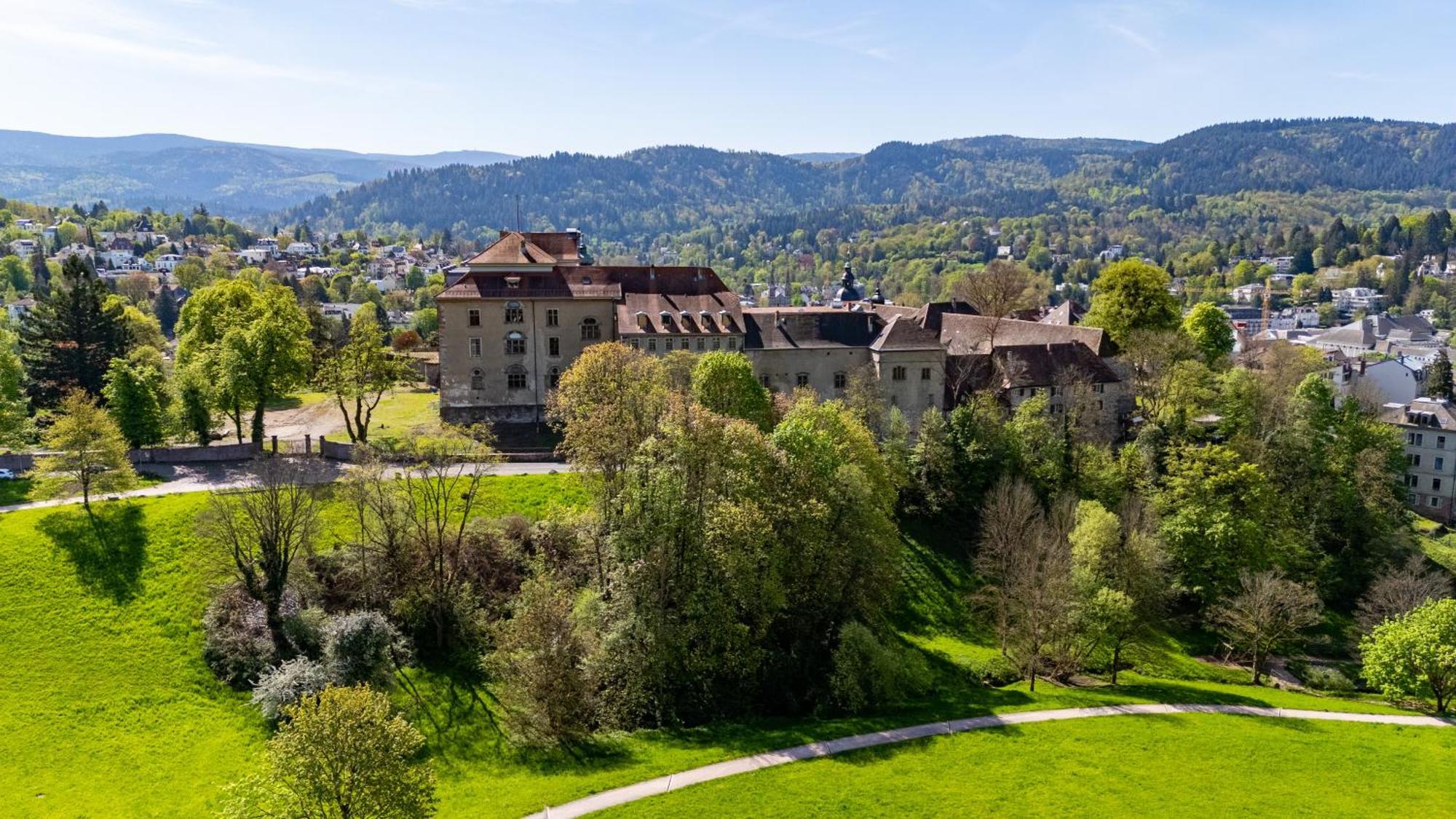Gemuetliche Wohnung Im Herrenhaus Baden-Baden Kültér fotó